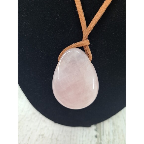 Rose Quartz Teardrop Pendant Necklace Natural Stone Crystal Spiritual Love Stone - Picture 4 of 9